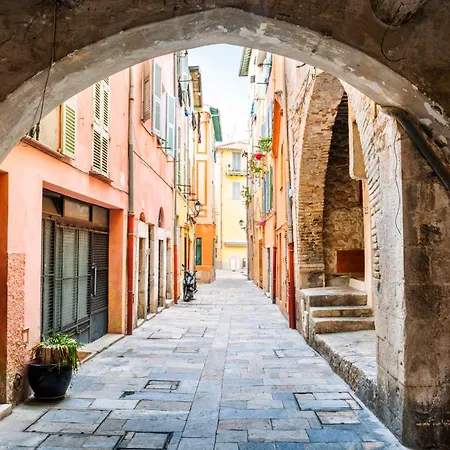 Le Petit Jean- Pres Gare Et Tram - Supermarches - Wifi -