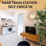 Le Petit Jean- Pres Gare Et Tram - Supermarchés - Wifi -