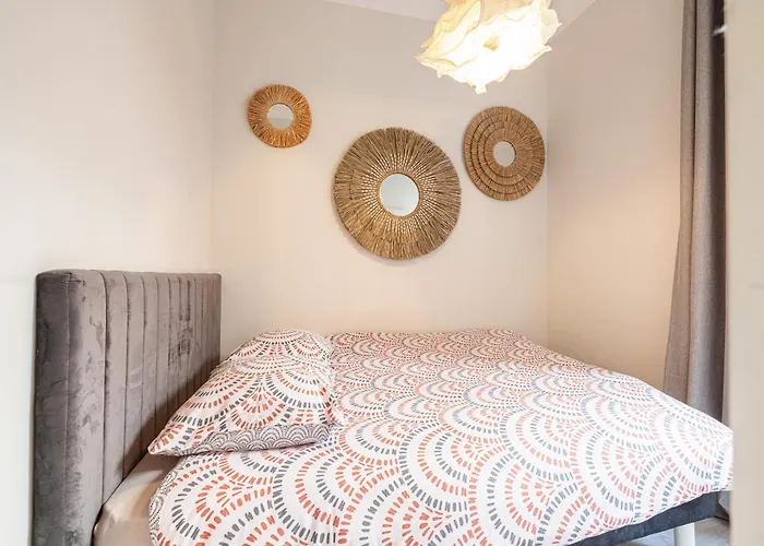 Appartement Le Petit Jean- Pres Gare Et Tram - Supermarches - Wifi - Nice