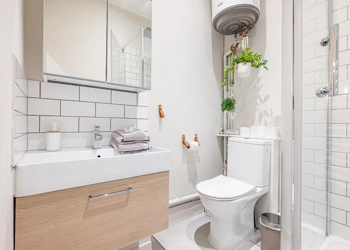 Apartment Le Petit Jean- Pres Gare Et Tram - Supermarches - Wifi - Nizza